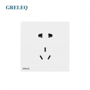 Ổ cắm đa năng C9-021S-W